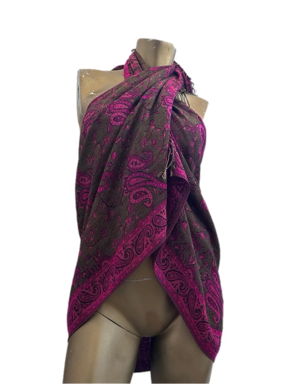 100% Pashmina reversible scarf with fringe Magenta Paisley Reversible 71x27.5